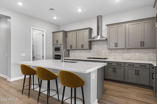 15660 W VOLTAIRE Street, Surprise, AZ 85379