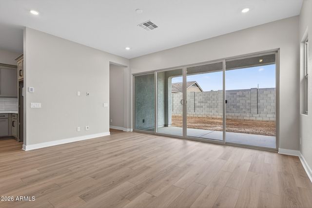 15660 W VOLTAIRE Street, Surprise, AZ 85379