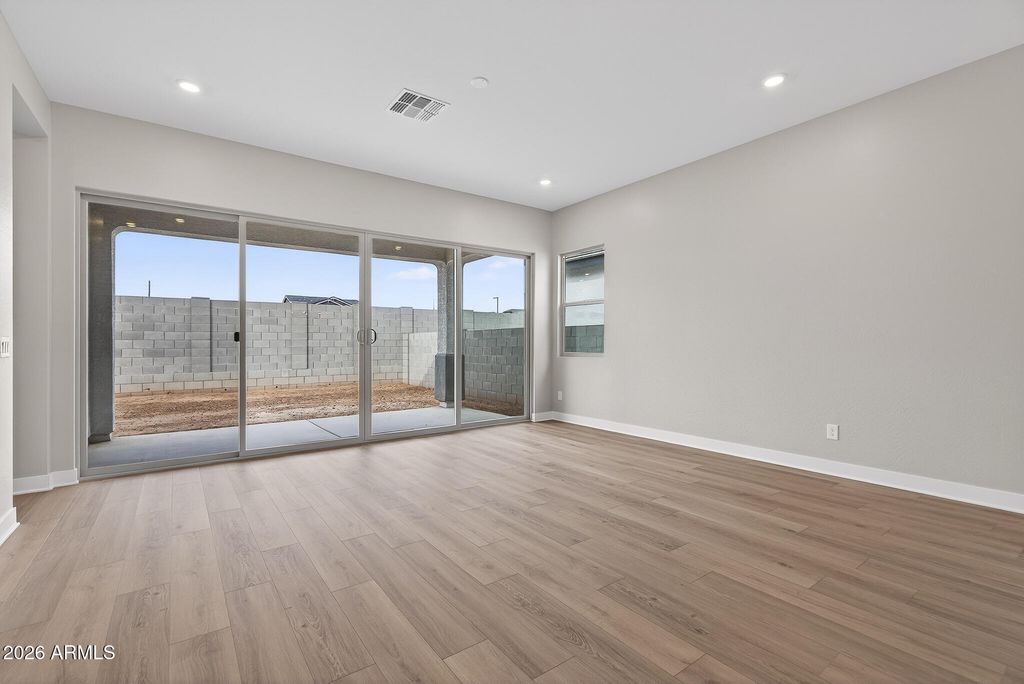 15660 W VOLTAIRE Street, Surprise, AZ 85379 — photo 4