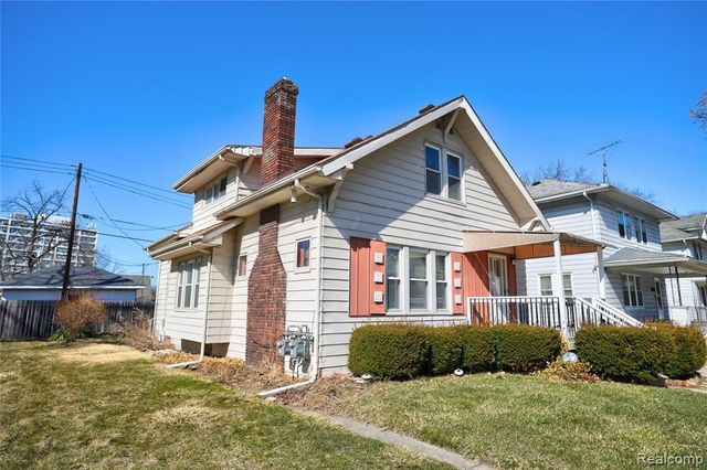 911 E 7th Street, Flint, MI 48503