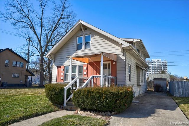 911 E 7th Street, Flint, MI 48503