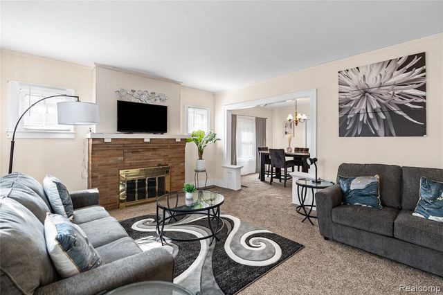 911 E 7th Street, Flint, MI 48503