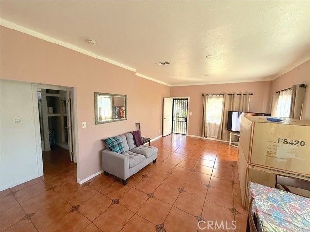 301 E Nevada Street, Ontario, CA 91761
