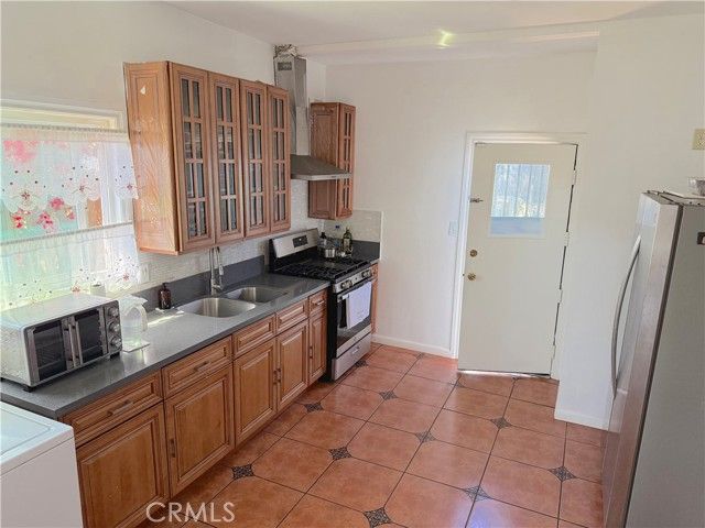 301 E Nevada Street, Ontario, CA 91761