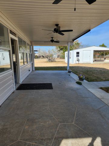 12770 NW Myers Ann Street, Bristol, FL 32321