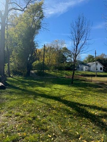 727 W High Street 727 W High Street, Springfield, OH 45506