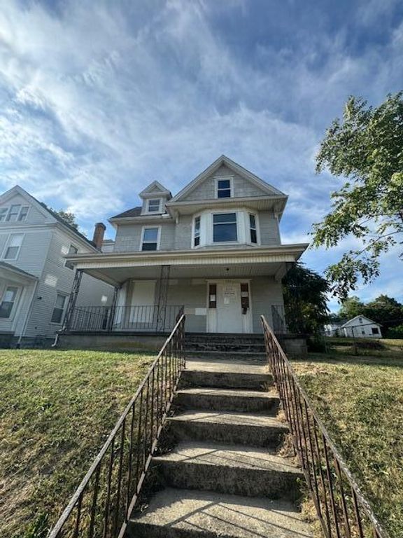 727 W High Street 727 W High Street, Springfield, OH 45506