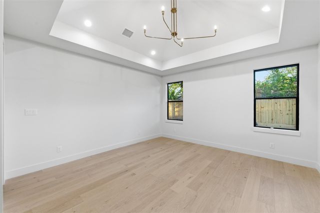 2023 Viking Dr Drive, Houston, TX 77018