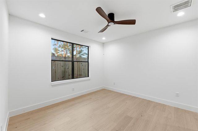 2023 Viking Dr Drive, Houston, TX 77018
