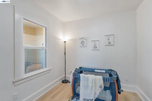 2720 Short St, Oakland, CA 94619