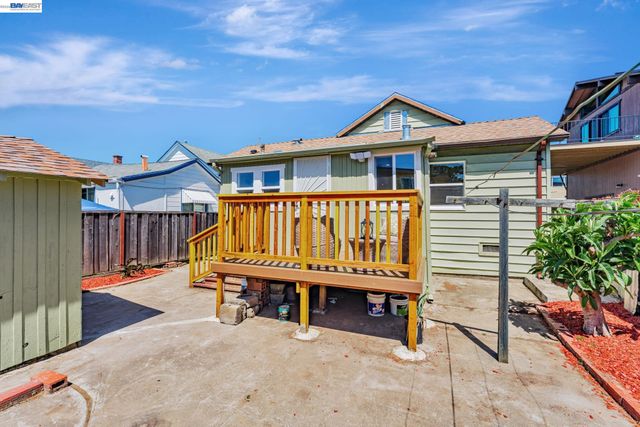 2720 Short St, Oakland, CA 94619