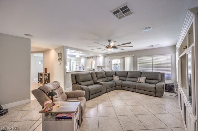 873 Eureka Falls Court, Henderson, NV 89052