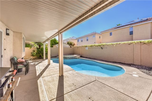 873 Eureka Falls Court, Henderson, NV 89052