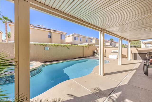 873 Eureka Falls Court, Henderson, NV 89052