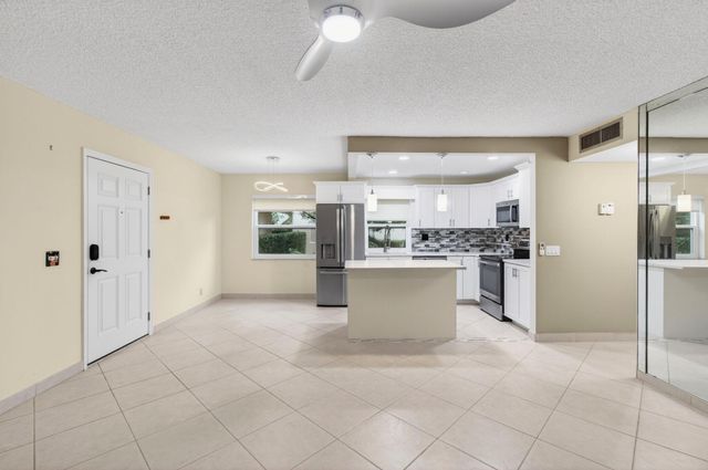 293 Normandy G, Delray Beach, FL 33484