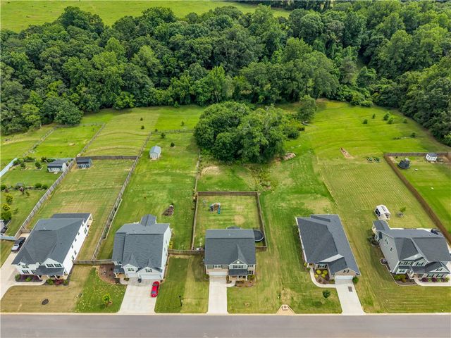 761 Oak Hill Lane, Belton, SC 29627