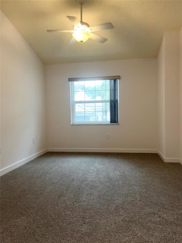 2850 N Oakland Forest Drive 215, Oakland Park, FL 33309