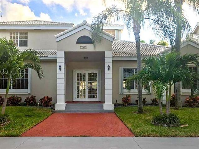 2850 N Oakland Forest Drive 215, Oakland Park, FL 33309