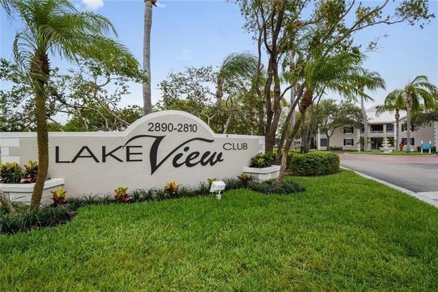 2850 N Oakland Forest Drive 215, Oakland Park, FL 33309