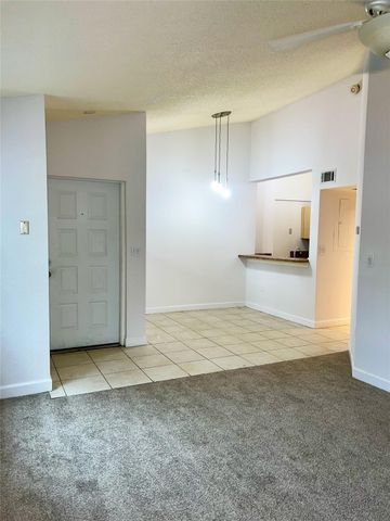 2850 N Oakland Forest Drive 215, Oakland Park, FL 33309