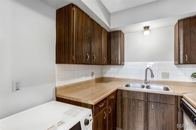 113 Lemans Court 113, Lake St Louis, MO 63367