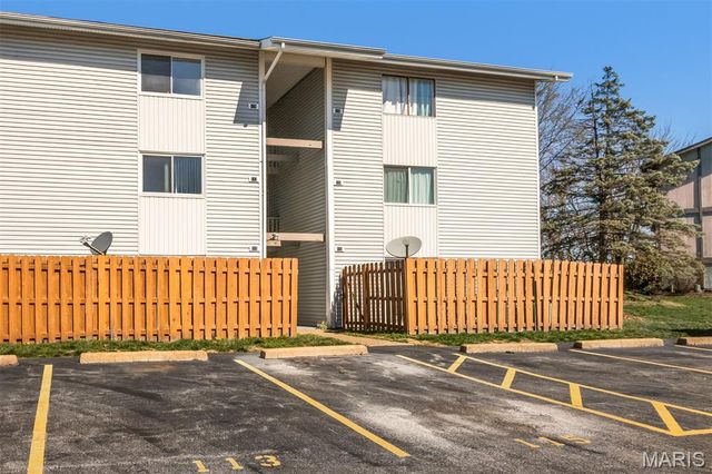 113 Lemans Court 113, Lake St Louis, MO 63367