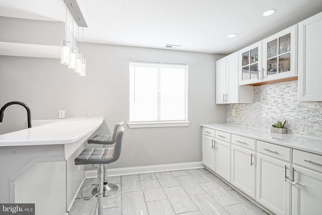 142 ST MORITZ DR, Sicklerville, NJ 08081