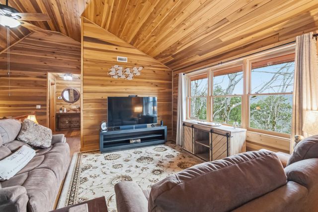 51 Morning Dove Drive, Jamestown, KY 42629