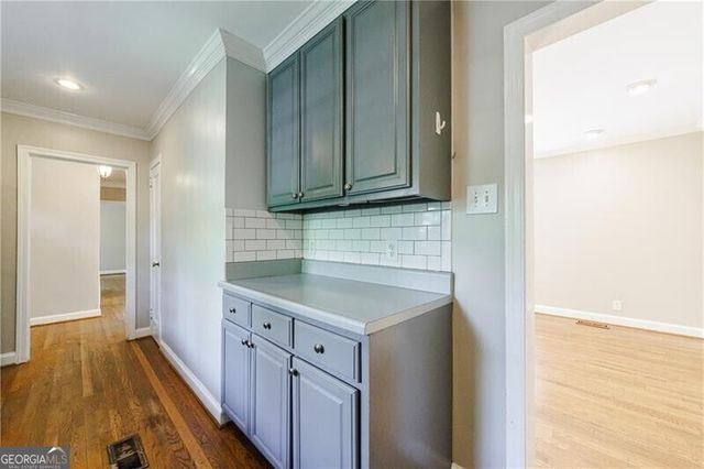 2311 Pembrook Place, Atlanta, GA 30324