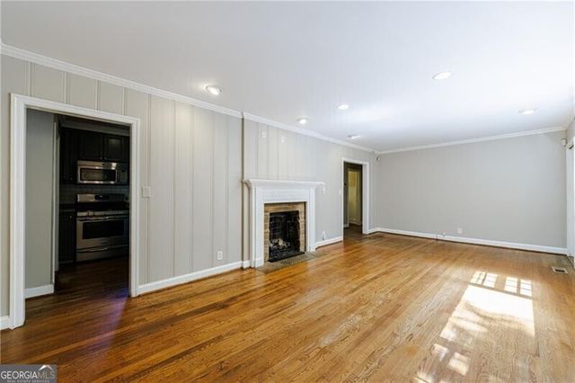 2311 Pembrook Place, Atlanta, GA 30324