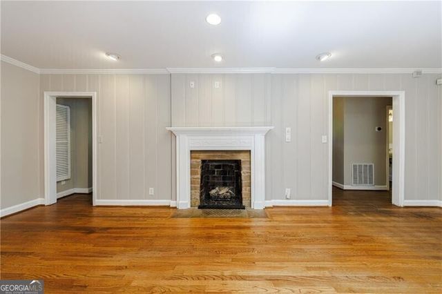 2311 Pembrook Place, Atlanta, GA 30324