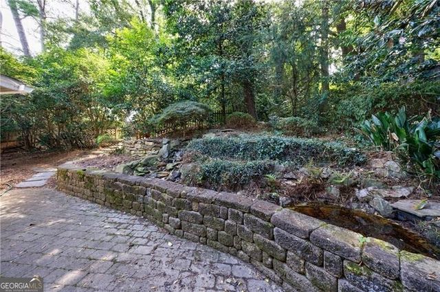 2311 Pembrook Place, Atlanta, GA 30324