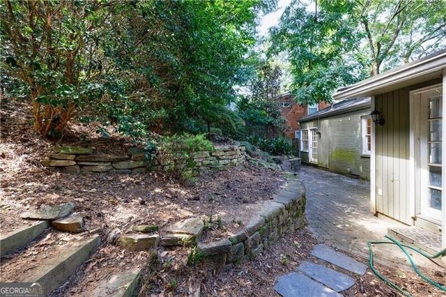 2311 Pembrook Place, Atlanta, GA 30324