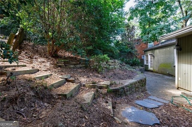 2311 Pembrook Place, Atlanta, GA 30324