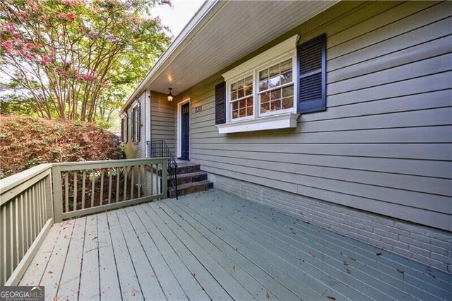 2311 Pembrook Place, Atlanta, GA 30324