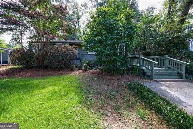 2311 Pembrook Place, Atlanta, GA 30324