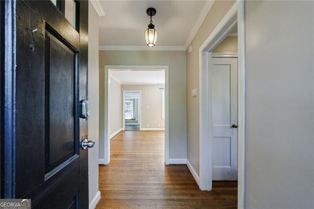 2311 Pembrook Place, Atlanta, GA 30324