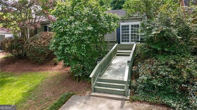 2311 Pembrook Place, Atlanta, GA 30324