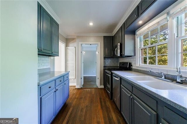 2311 Pembrook Place, Atlanta, GA 30324