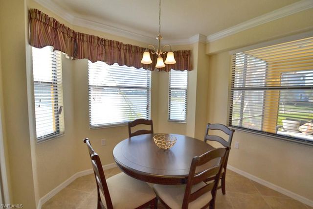 9560 Trevi CT 4816, Naples, FL 34113