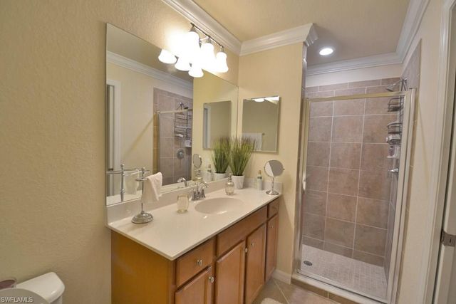9560 Trevi CT 4816, Naples, FL 34113