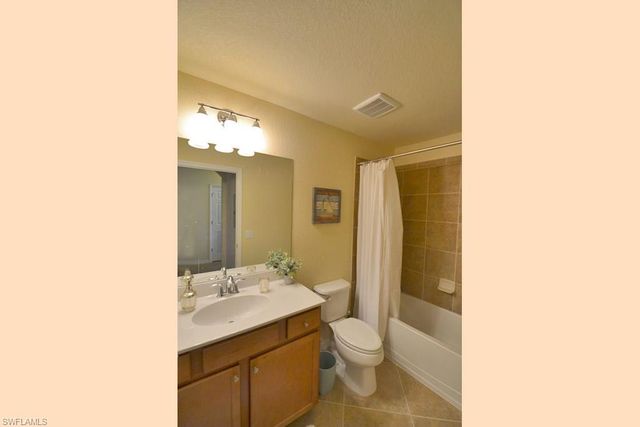 9560 Trevi CT 4816, Naples, FL 34113
