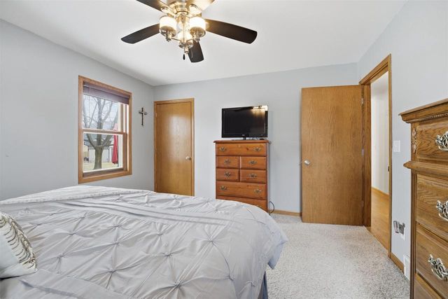 109 NICOLE LANE, Wrightstown, WI 54180