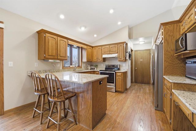 109 NICOLE LANE, Wrightstown, WI 54180