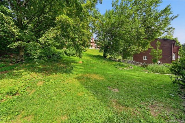 42 Revolutionary Road, Ossining, NY 10562