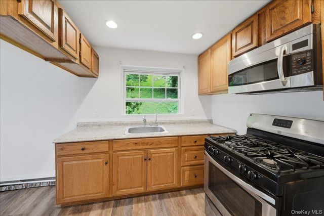 42 Revolutionary Road, Ossining, NY 10562