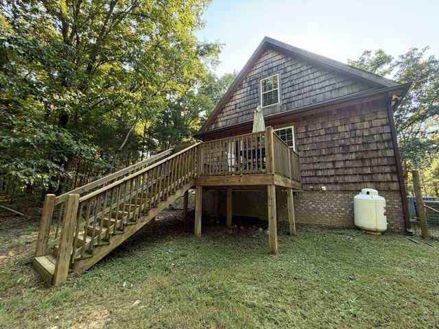 663 Promise Land Rd, Charlotte, TN 37036