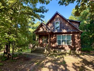 663 Promise Land Rd, Charlotte, TN 37036