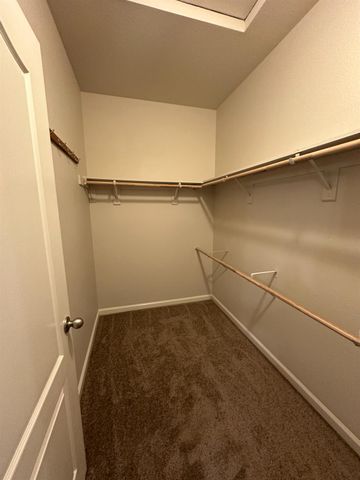 2249 E Rush Avenue, Fresno, CA 93730