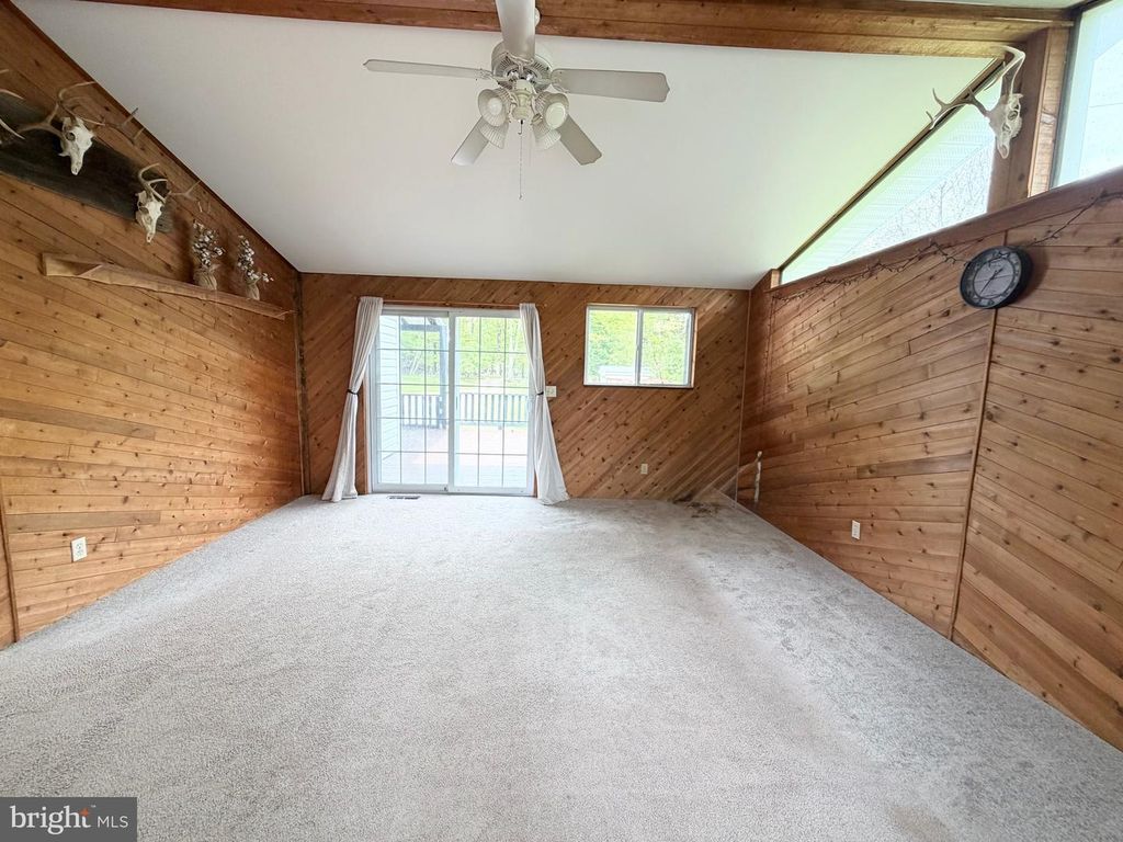 Image 20 of property listing at 19305 UPPER CONSOL RD NW, Frostburg, MD 21532